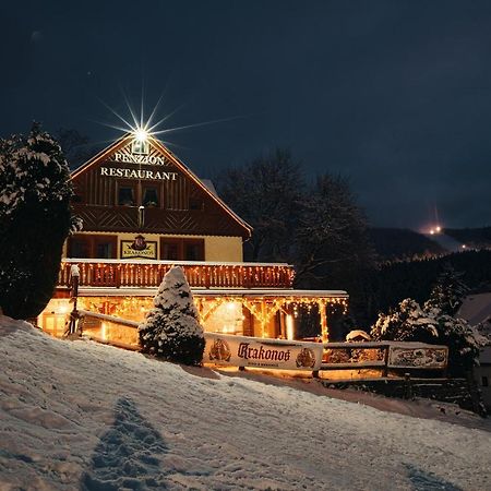 Pension & Restaurant Krakonos ฮาร์ราคอฟ ภายนอก รูปภาพ